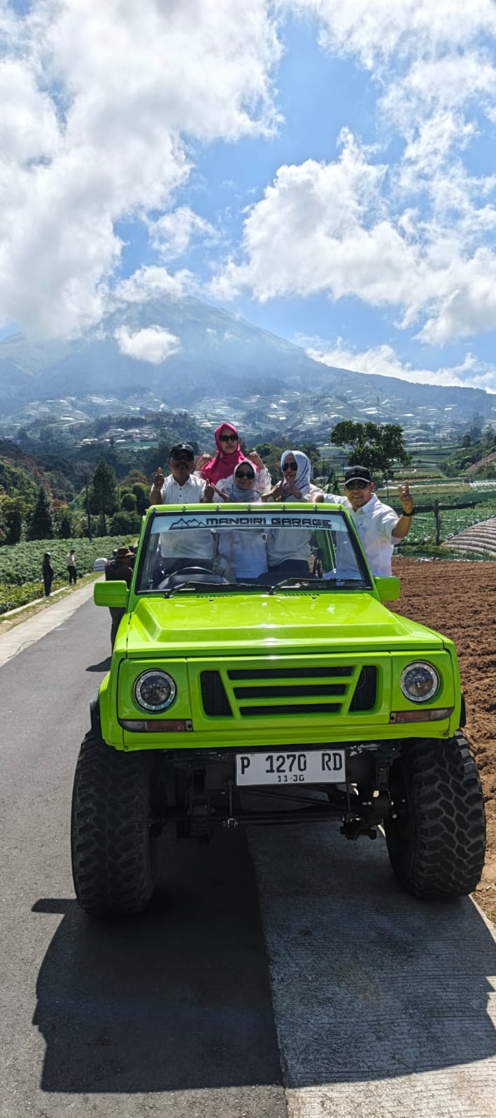 Jeep Offroad Sumbing