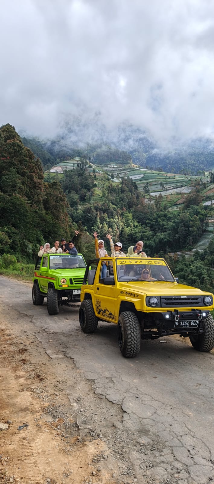 Nepal Van Java Dusun Butuh